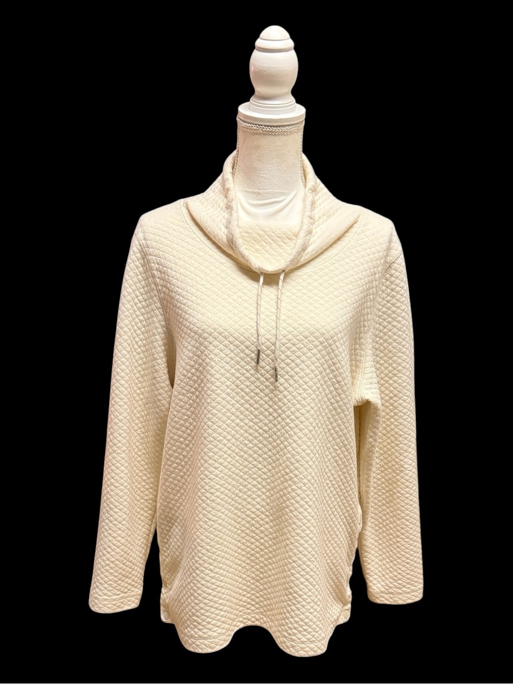L L Bean Softlight Quilted Funnelneck Pullover Sweater Cream. Petite XL EUC